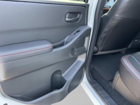 New 2026 Nissan Frontier PRO-4X AWD/4WD image 14