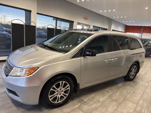 Used 2011 Honda Odyssey EX-L image 9