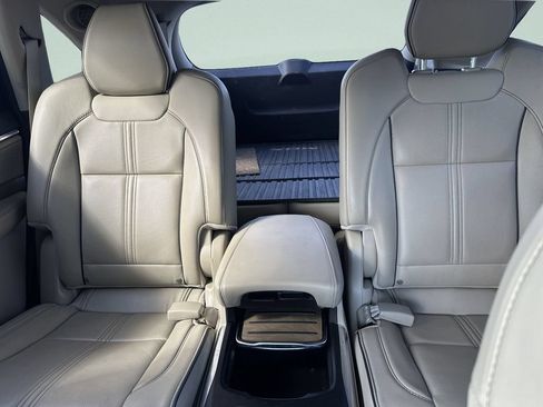 Used 2019 Acura MDX FWD w/ Advance Package image 11