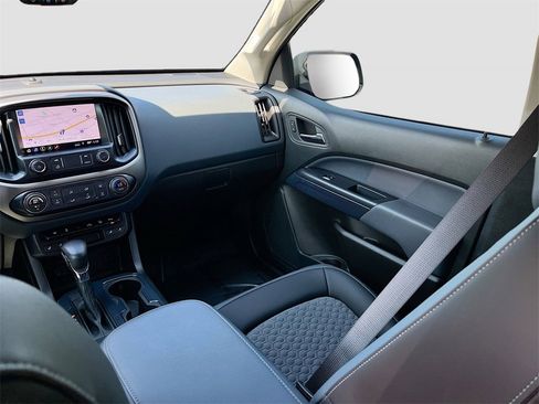 Used 2022 Chevrolet Colorado Z71 image 23