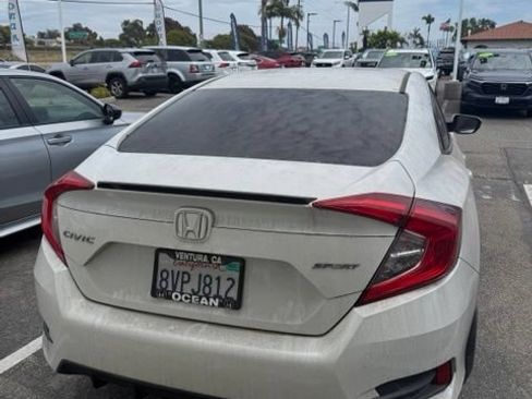 Used 2021 Honda Civic Sport image 3