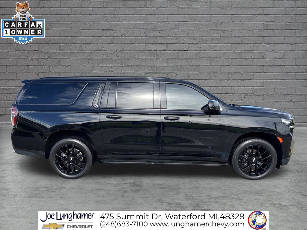 Used 2023 Chevrolet Suburban RST w/ Sport Performance Package AWD/4WD image 2