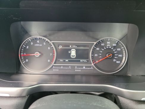Used 2023 Kia Sorento LX AWD/4WD image 24
