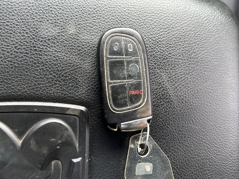 Used 2016 RAM 2500 Laramie w/ Convenience Group image 29