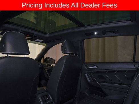 Used 2022 Volkswagen Tiguan SE R-Line FWD image 11