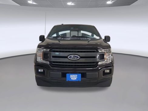 Used 2018 Ford F150 XLT w/ Equipment Group 302A Luxury RWD image 4