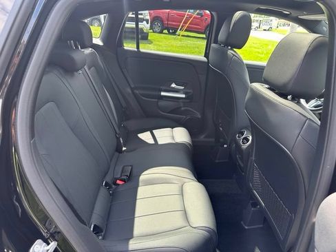 Used 2026 Mercedes-Benz GLA 250 4MATIC image 21