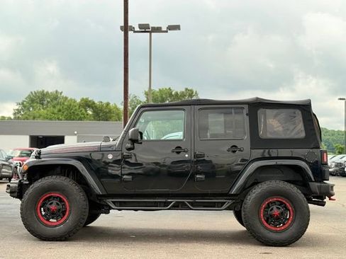 Used 2016 Jeep Wrangler Unlimited Rubicon AWD/4WD image 34