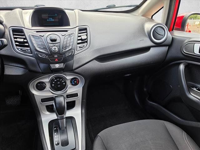Used 2015 Ford Fiesta SE FWD image 19
