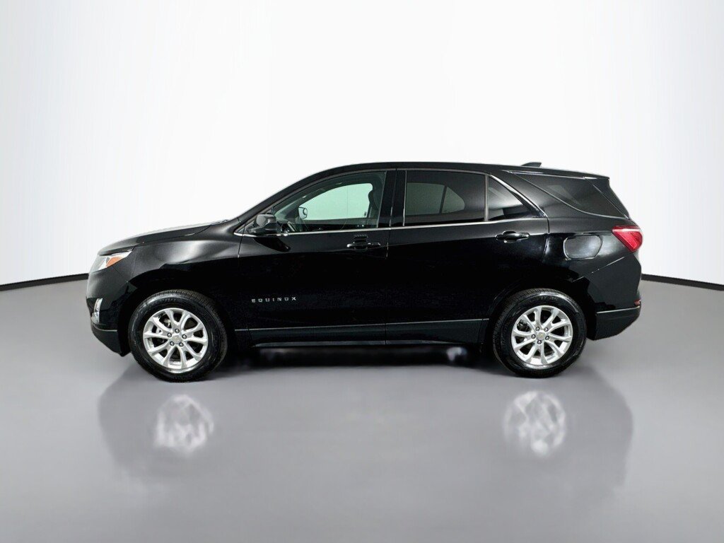 Used 2020 Chevrolet Equinox LT AWD/4WD image 2
