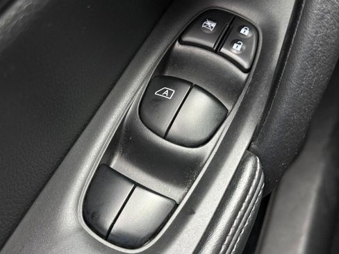 Used 2019 Nissan Rogue SL w/ Premium Package AWD/4WD image 20