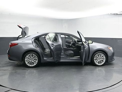 Used 2014 Lexus ES 350 w/ Luxury Package image 39