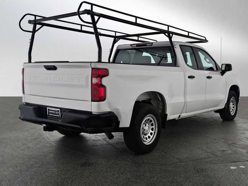 Used 2022 Chevrolet Silverado 1500 W/T w/ Trailering Package image 3