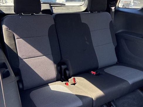 Used 2019 Chevrolet Traverse LT w/ LPO, Floor Liner Package image 17