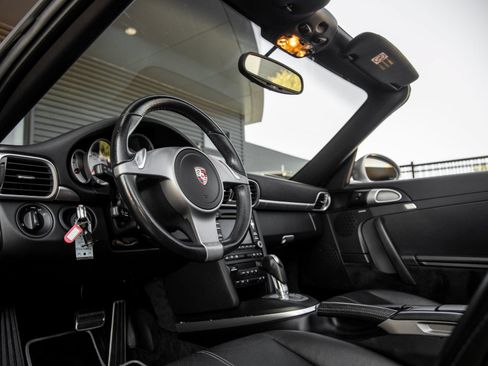 Used 2010 Porsche 911 Carrera S RWD image 4