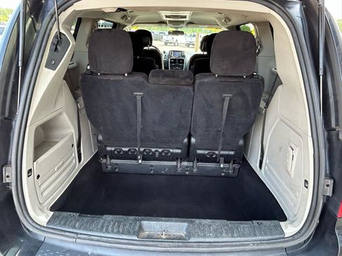 Used 2012 Dodge Grand Caravan Crew w/ Crew Value Pkg FWD image 14