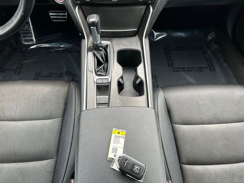 Used 2019 Honda Accord Sport image 20