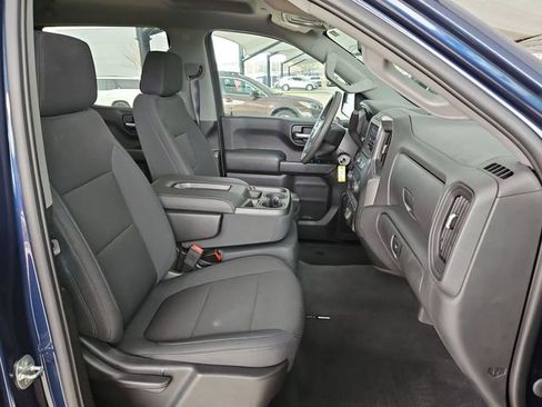 Used 2020 Chevrolet Silverado 1500 Custom w/ Custom Value Package image 24