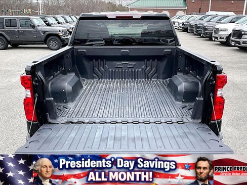 Used 2023 Chevrolet Silverado 1500 LT image 27