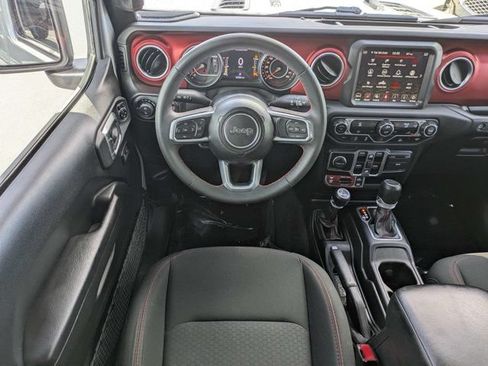 Used 2023 Jeep Gladiator Rubicon w/ Trailer Tow Package AWD/4WD image 16