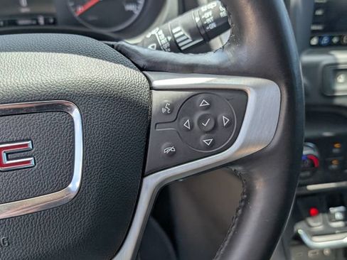 Used 2018 GMC Terrain SLE w/ Driver Convenience Package FWD image 16