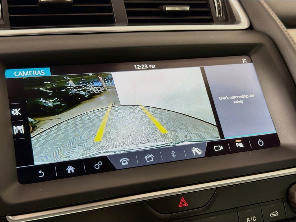 Used 2020 Jaguar E-PACE AWD/4WD image 13