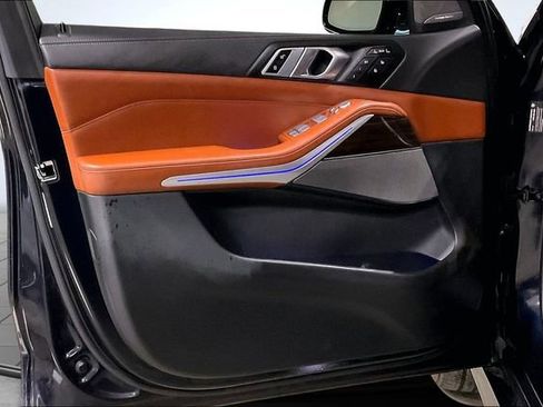 Used 2023 BMW X7 xDrive40i w/ Executive Package image 23