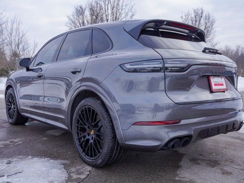 Used 2021 Porsche Cayenne GTS AWD/4WD image 7