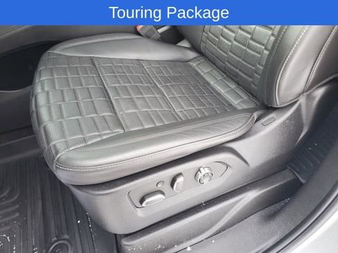 Used 2023 Cadillac Escalade ESV Sport Platinum image 21