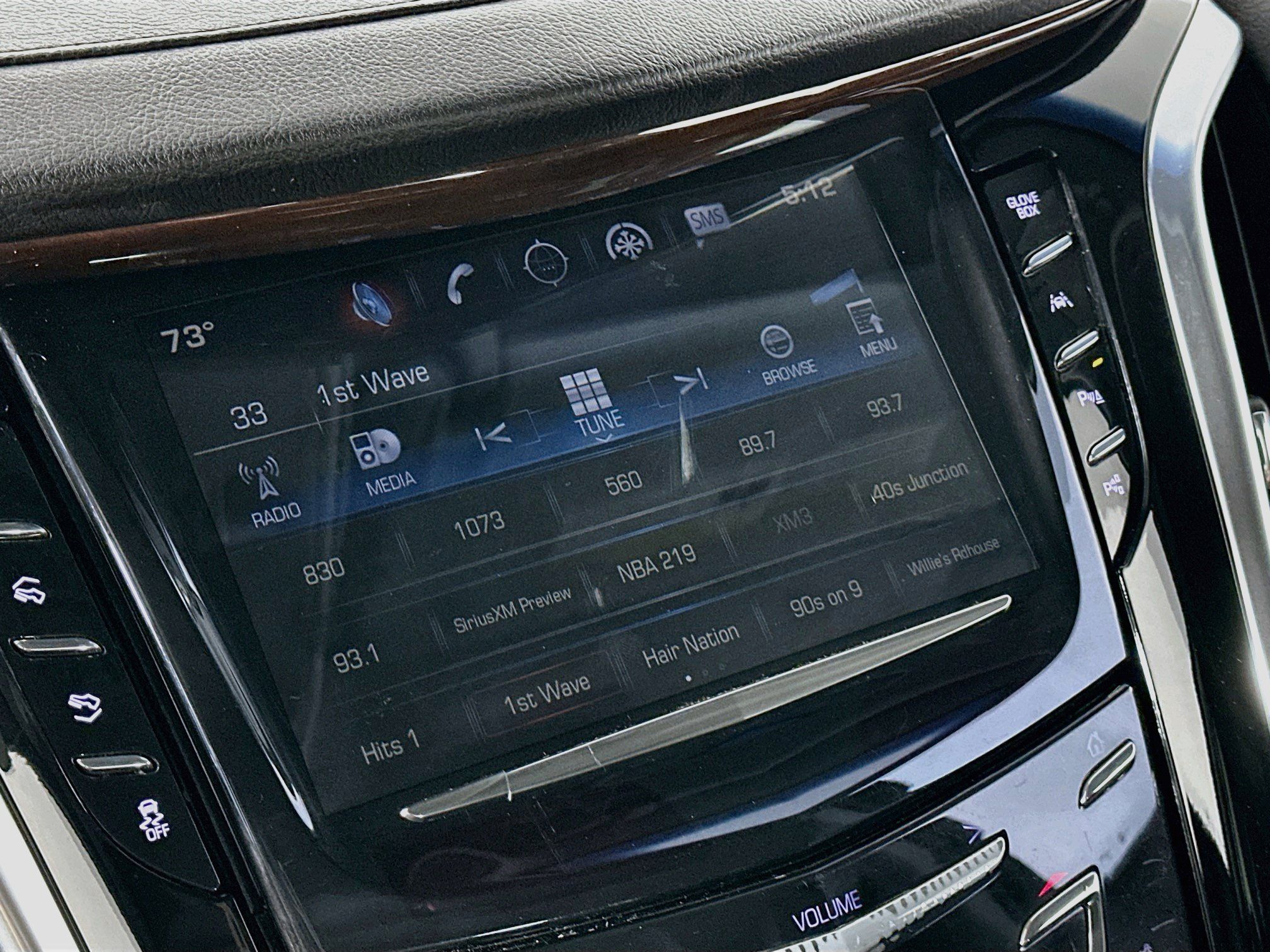 Used 2019 Cadillac Escalade ESV Premium Luxury AWD/4WD image 21