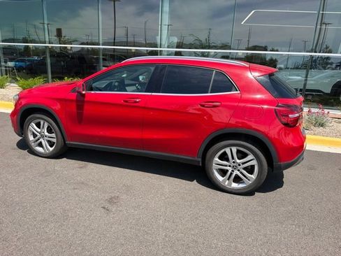 Used 2018 Mercedes-Benz GLA 250 4MATIC image 9