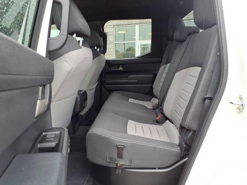 Used 2025 Toyota Tacoma TRD Off-Road AWD/4WD image 22