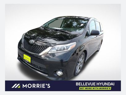 Used 2016 Toyota Sienna SE