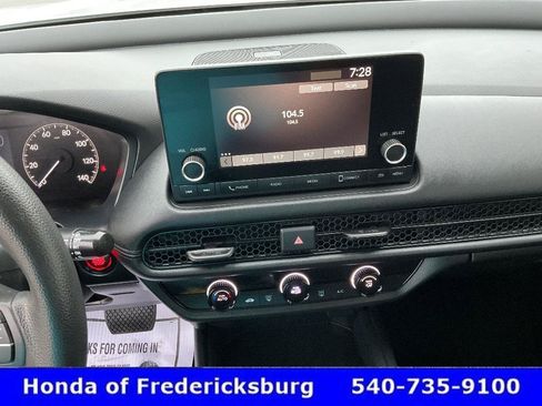 Certified 2024 Honda HR-V LX image 33