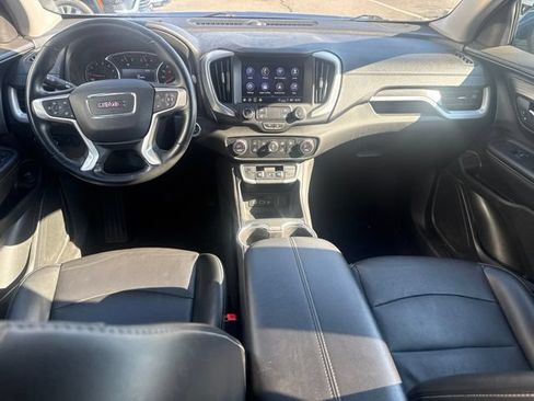 Used 2024 GMC Terrain SLT AWD/4WD image 18