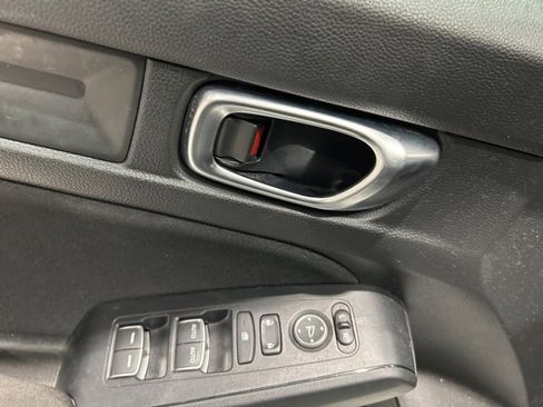 Used 2023 Honda Civic Sport image 10