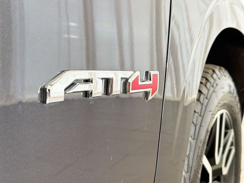 Used 2023 GMC Yukon AT4 w/ AT4 Premium Package AWD/4WD image 36