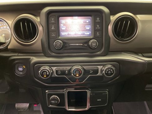 Certified 2020 Jeep Wrangler Unlimited Sport image 21