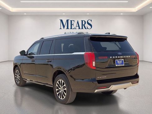 Used 2025 Ford Expedition Max Platinum AWD/4WD image 3