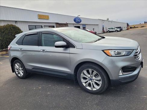 Used 2020 Ford Edge Titanium image 1