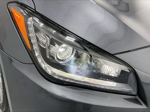 Used 2015 Hyundai Genesis 5.0 w/ Option Group 05 image 38