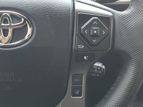 Used 2021 Toyota Tacoma TRD Off-Road AWD/4WD image 24