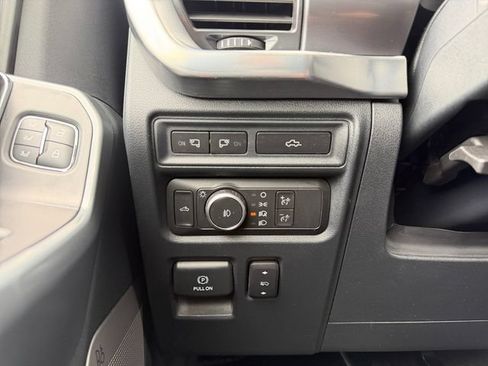 Used 2021 Ford F150 Lariat AWD/4WD image 32