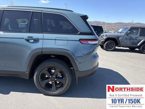 New 2026 Jeep Grand Cherokee Limited AWD/4WD image 9