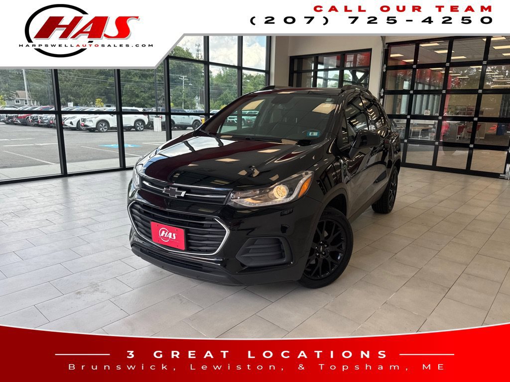 Used 2022 Chevrolet Trax LT w/ Midnight Edition AWD/4WD image 1