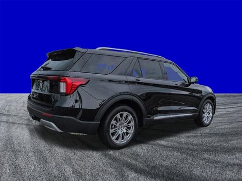 New 2026 Ford Explorer Platinum RWD image 4