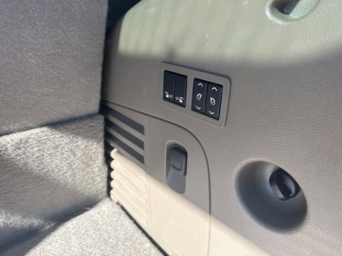 Used 2016 Chevrolet Tahoe LTZ image 30