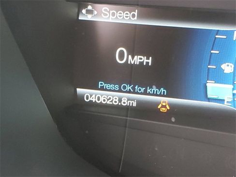 Used 2020 Ford Fusion SE image 10