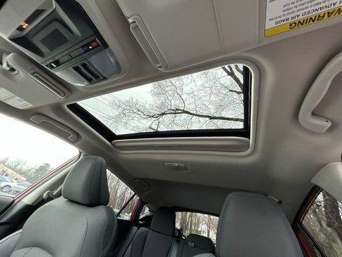 Certified 2025 Subaru Crosstrek 2.0i Premium image 24