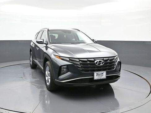 Certified 2023 Hyundai Tucson SEL AWD/4WD image 3